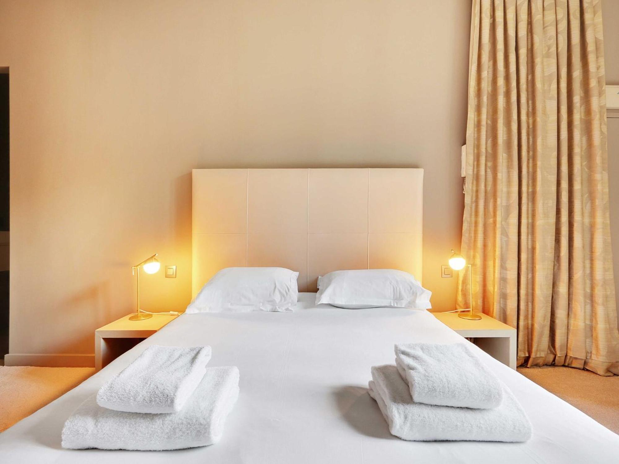 Apartment Elegant Aprt- 2bdr 4p Close To The Champs Elysees *