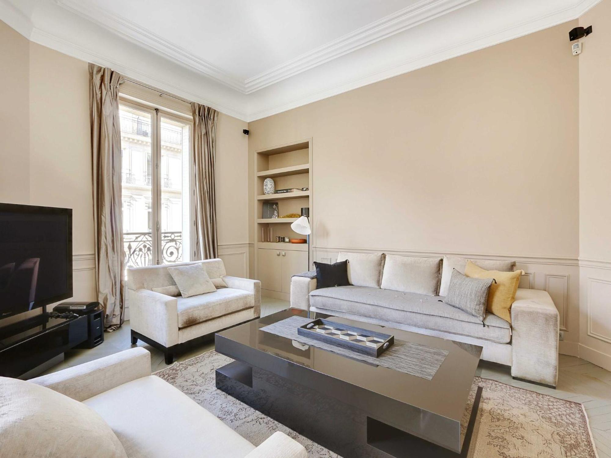 Elegant Aprt- 2bdr 4p Close To The Champs Elysees Apartment *